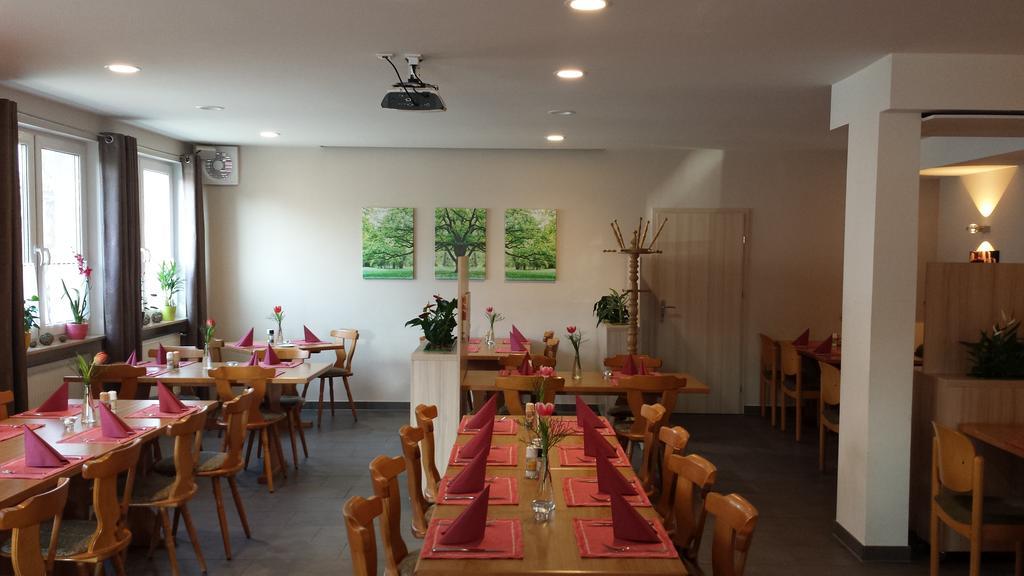 Gasthof Landhotel Gruner Baum Cadolzburg Luaran gambar