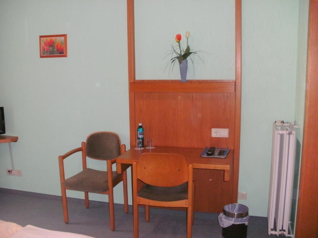 Gasthof Landhotel Gruner Baum Cadolzburg Bilik gambar