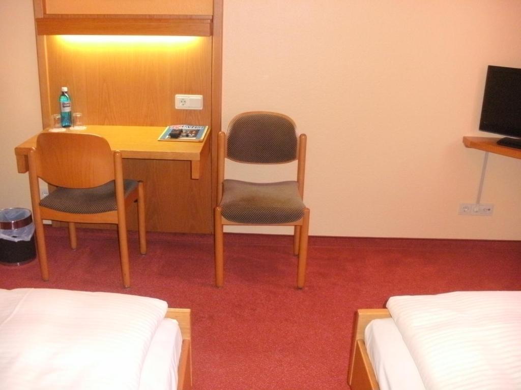 Gasthof Landhotel Gruner Baum Cadolzburg Bilik gambar