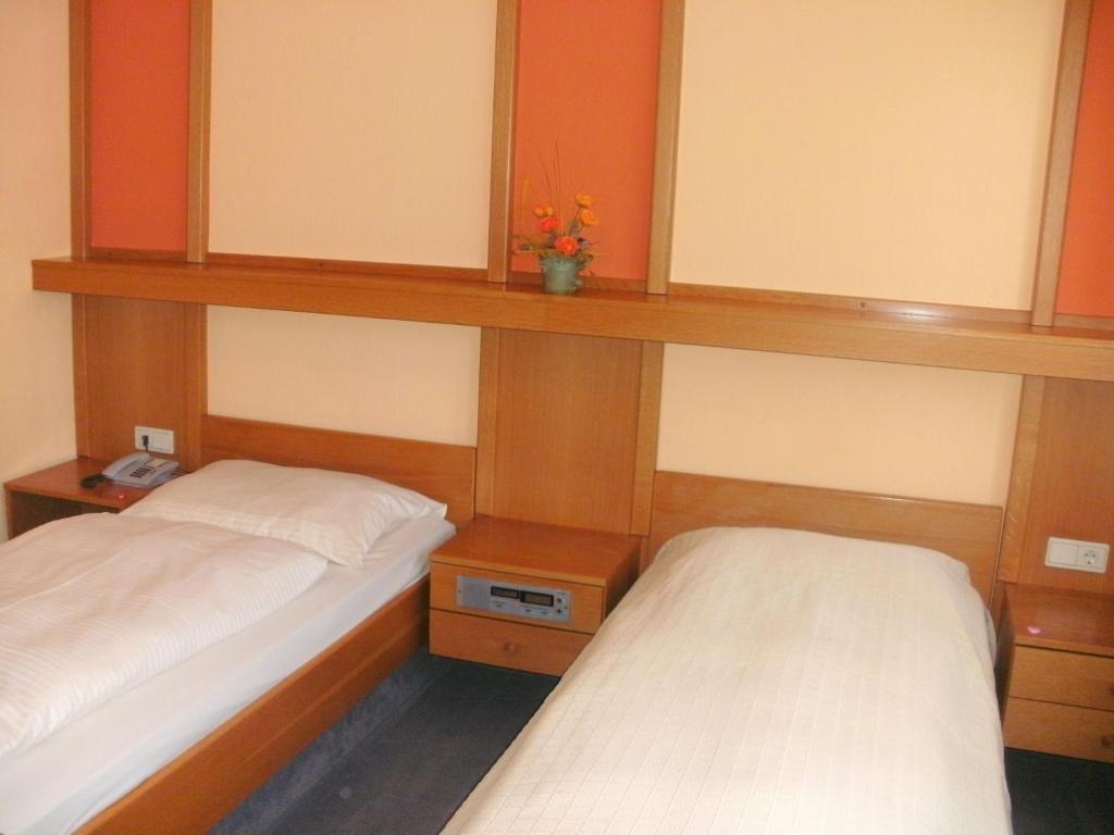 Gasthof Landhotel Gruner Baum Cadolzburg Bilik gambar