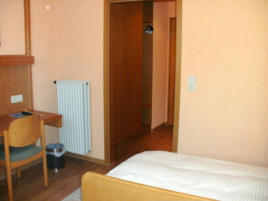 Gasthof Landhotel Gruner Baum Cadolzburg Bilik gambar