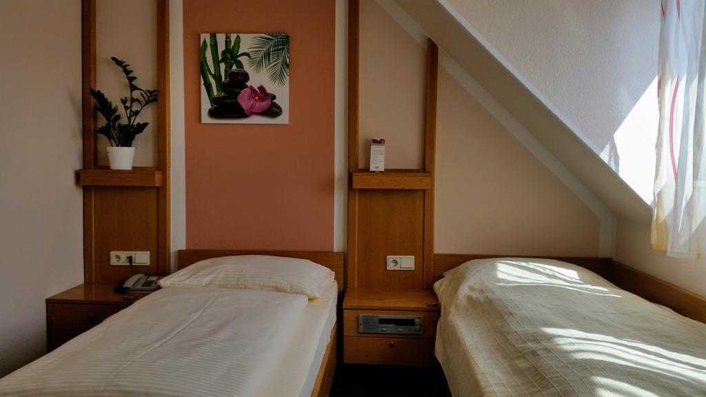 Gasthof Landhotel Gruner Baum Cadolzburg Luaran gambar