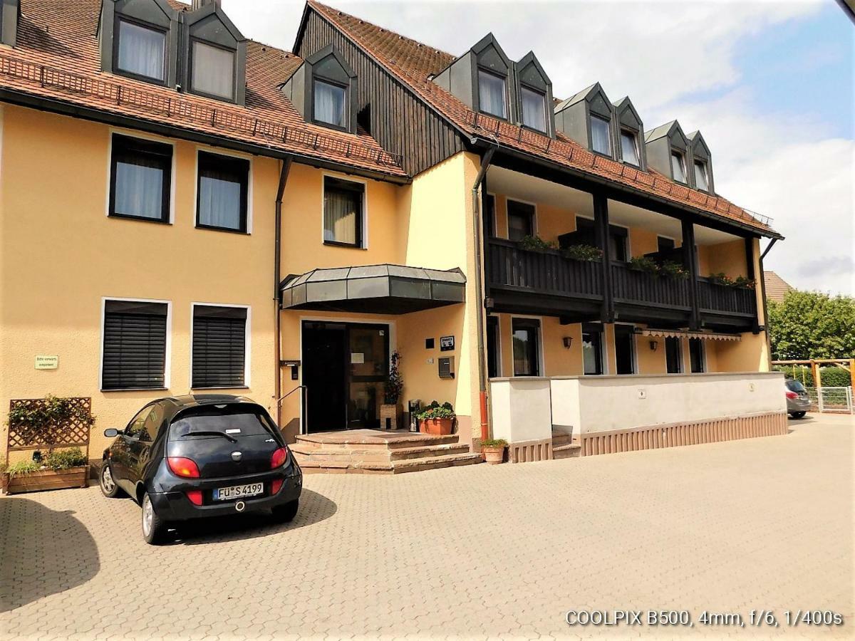 Gasthof Landhotel Gruner Baum Cadolzburg Luaran gambar